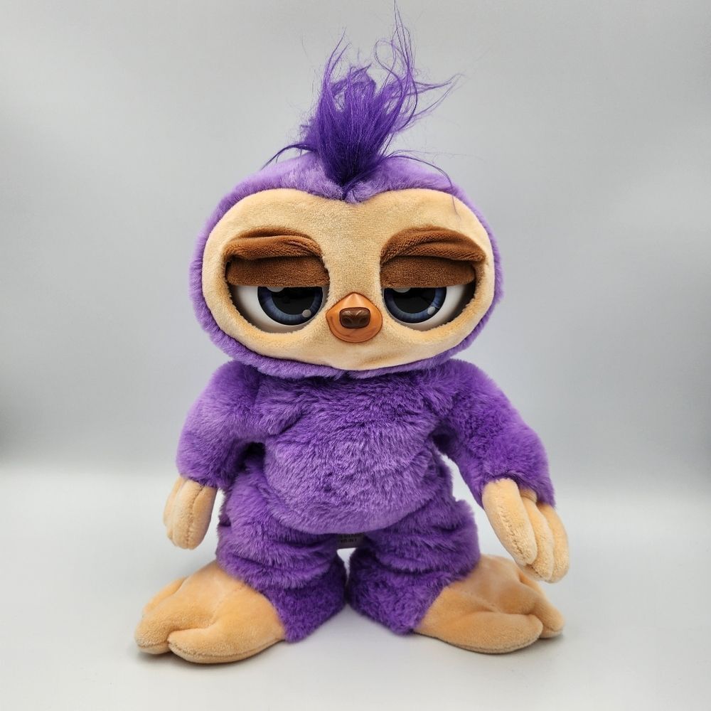 Zuru Pets Alive Fifi the Flossing Sloth Interactive Toy 11 Inches Tall